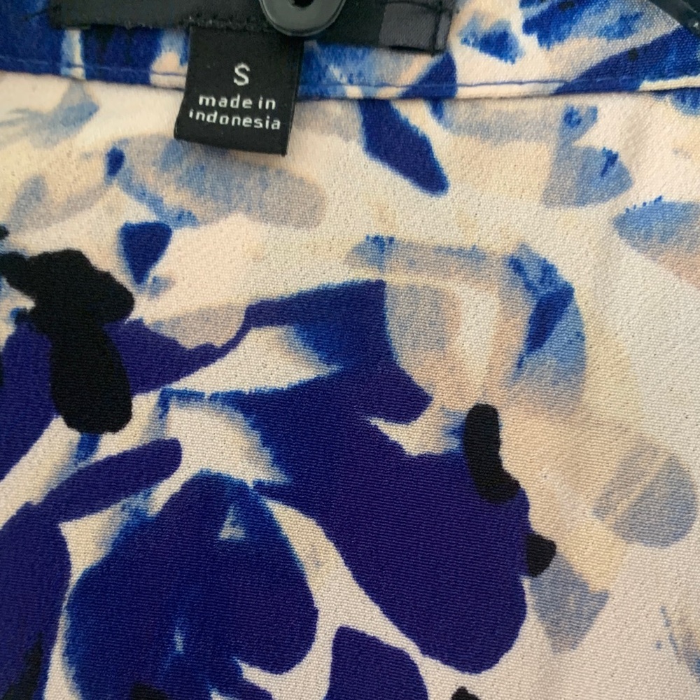 The Limited Blue and Cream Long Sleeve Floral Shirt Dress - Picture 2 of 9